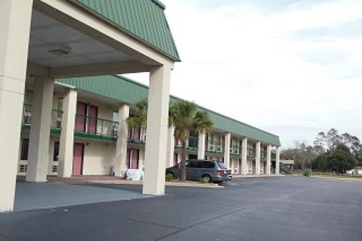 Hotel 2 of 14