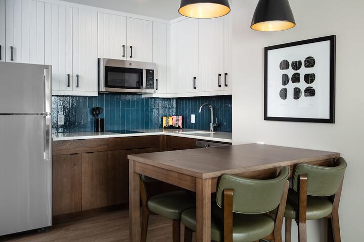 Staybridge Suites Iowa City Coralville by IHG
