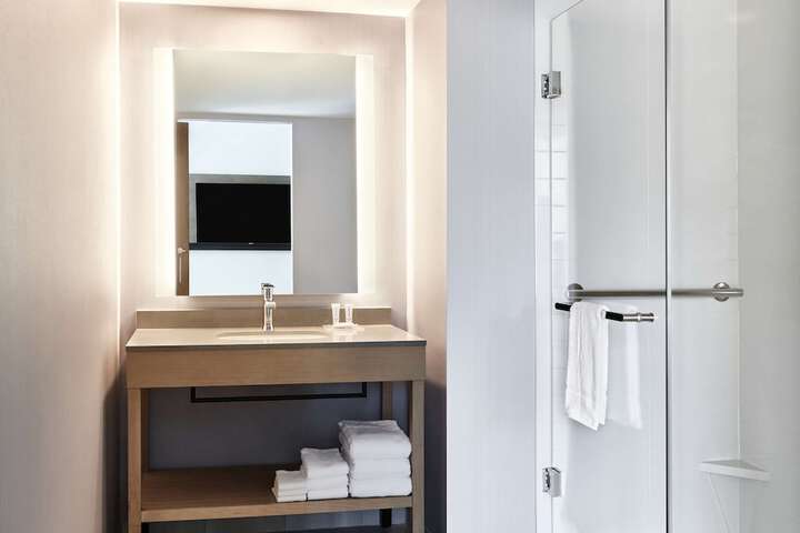Hyatt Place Phoenix / Downtown