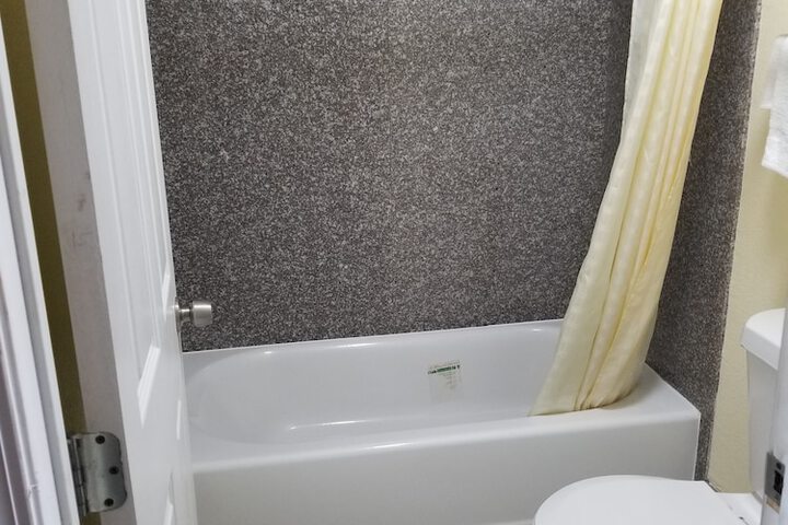Room 17 of 20