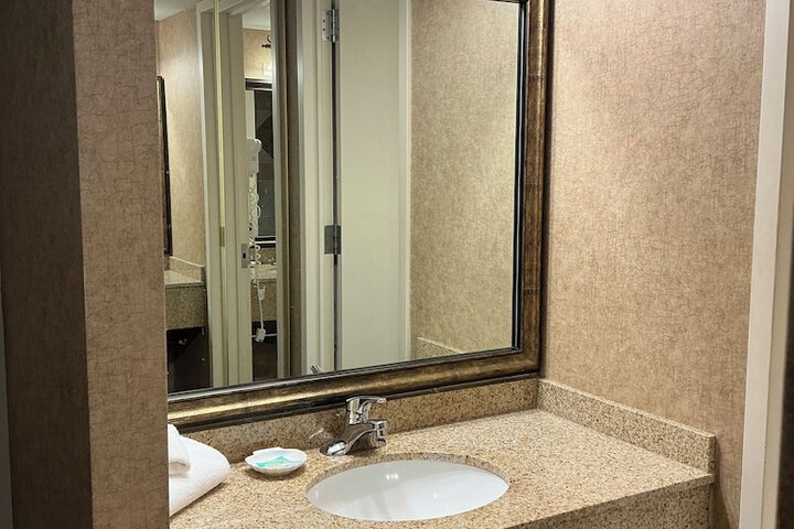 Arrowwood Resort Hotel and Conference Center - Alexandria MN