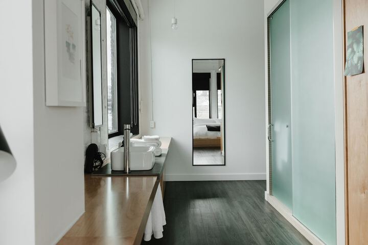 Room 21 of 45