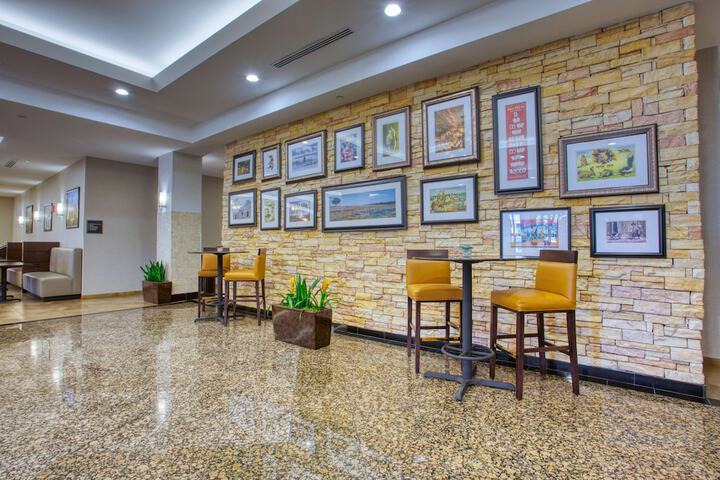 Hotel Interior 10 of 92