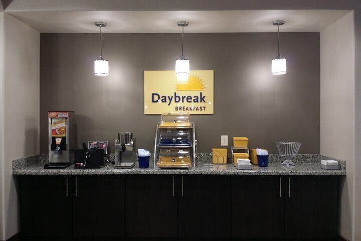 Days Inn by Wyndham Dilley