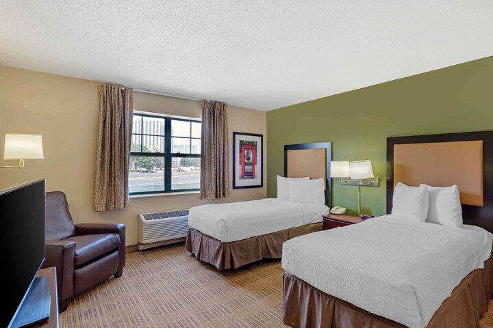 Room 22 of 29