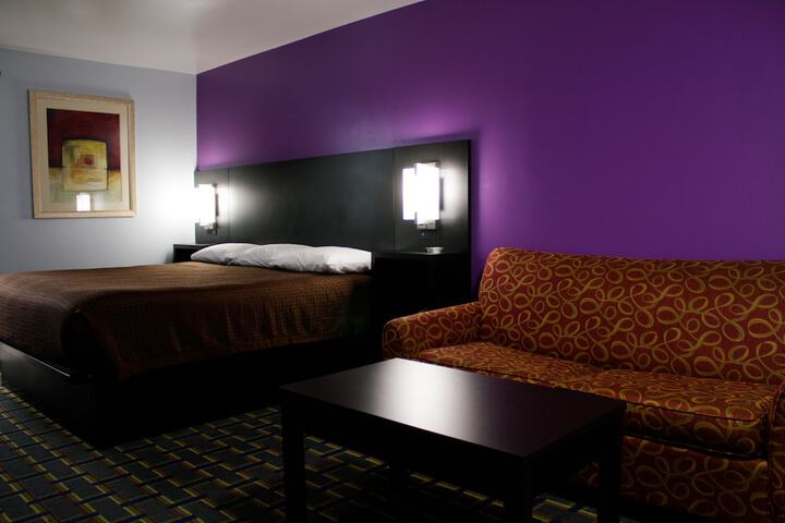 Room 7 of 30
