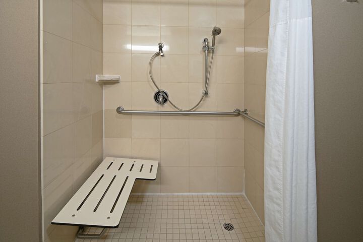 Room 20 of 32