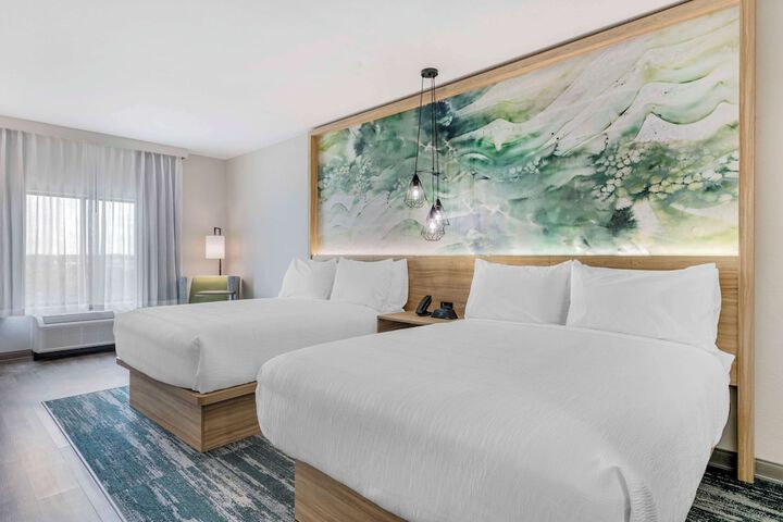 Room 10 of 46