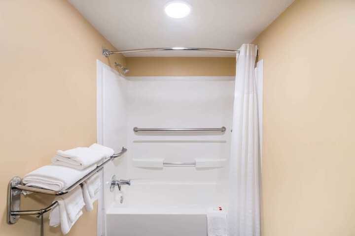 Room 19 of 27