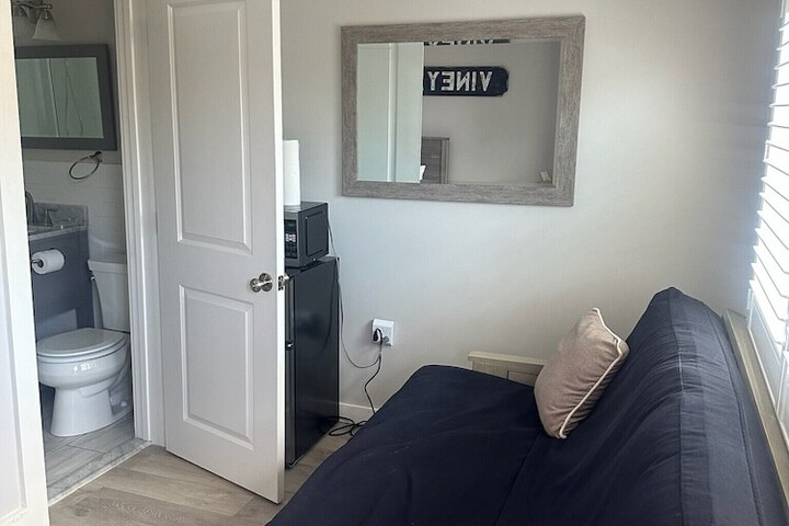 Room 153 of 231