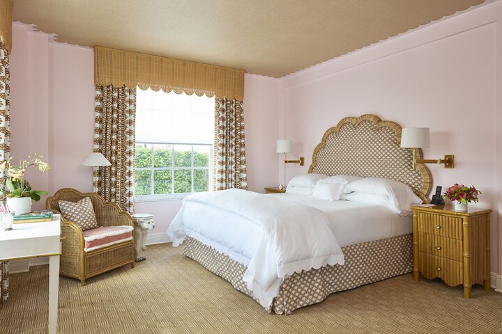 Room 18 of 34
