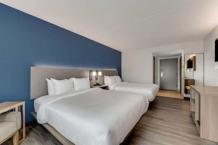 Room 15 of 37