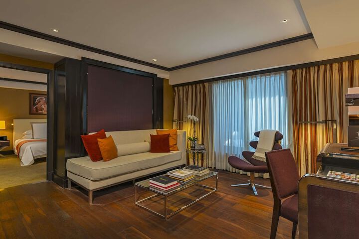 Room 40 of 70
