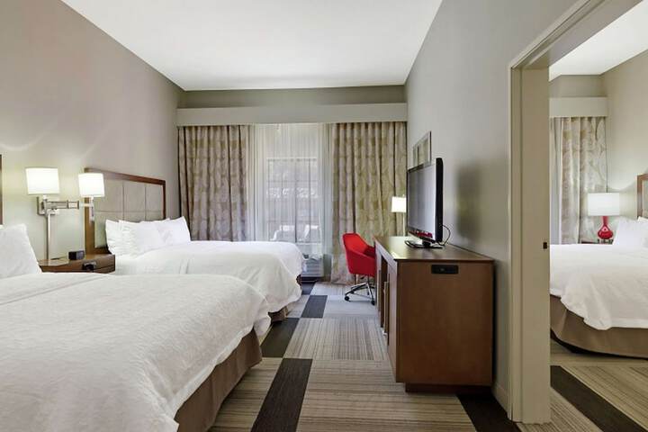 Room 18 of 52