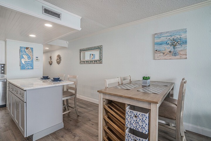 0206 Waters Edge Resort 1 Bedroom Condo by RedAwning