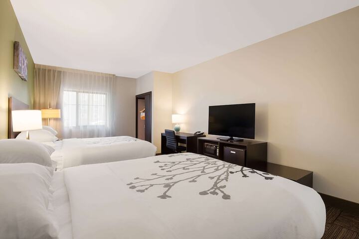 Room 12 of 44