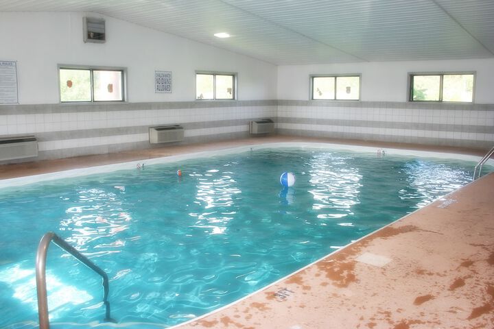 Pool 4 of 20