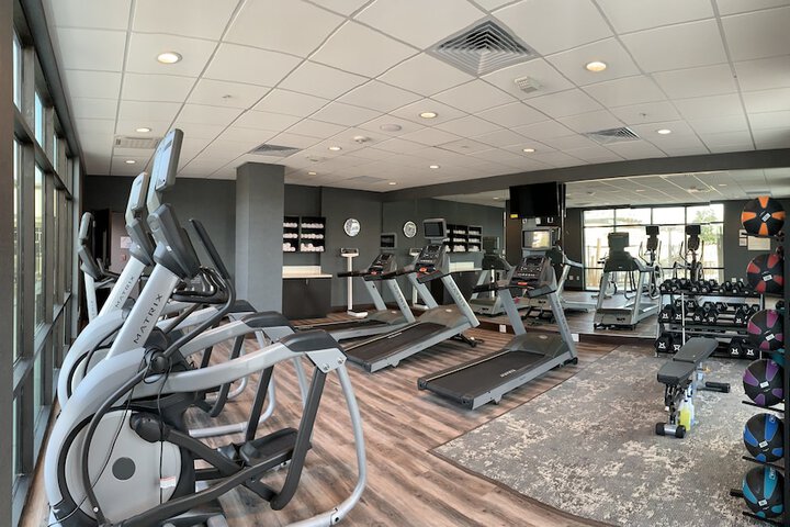Holiday Inn & Suites Silicon Valley - Milpitas by IHG