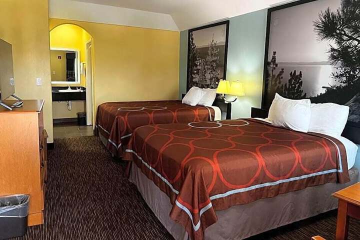 Quality Inn Montgomery - Lake Conroe