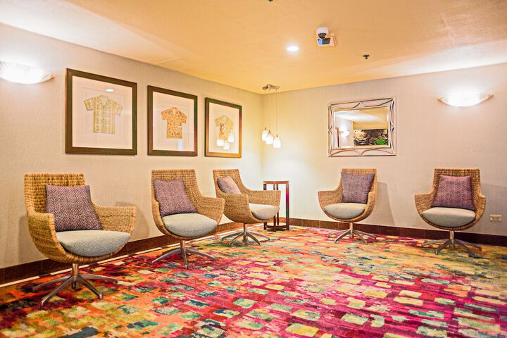 Hotel 2 of 206