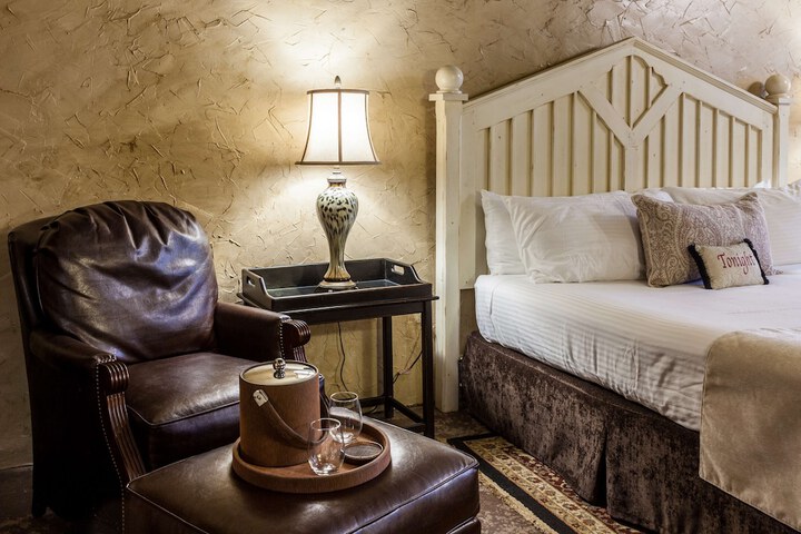 The Inn at Leola Village a Historic Hotel of America
