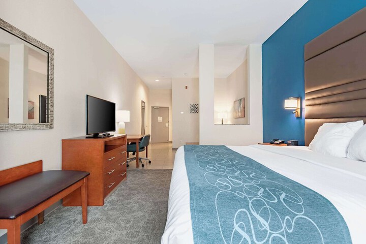 Room 16 of 39