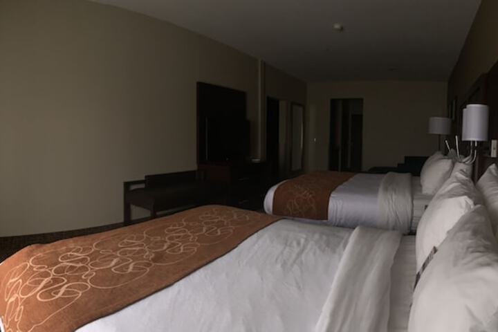 Room 30 of 47