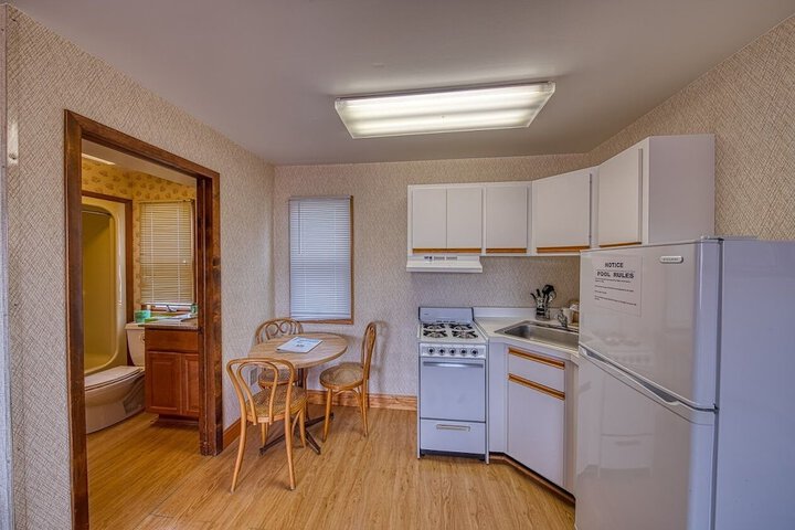 Room 16 of 22