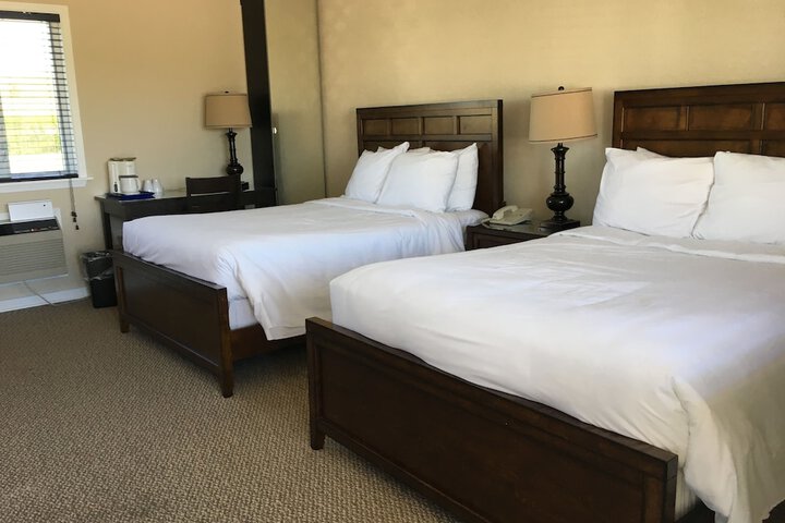 Room 27 of 35