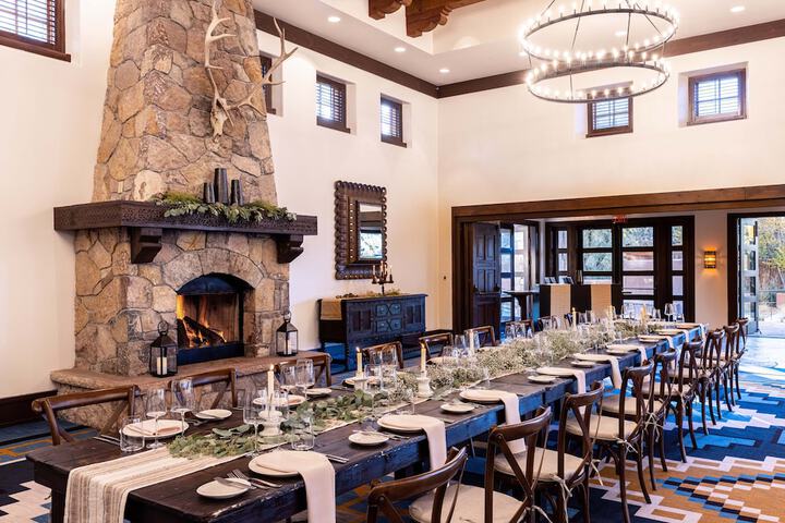 Bishops Lodge Auberge Collection