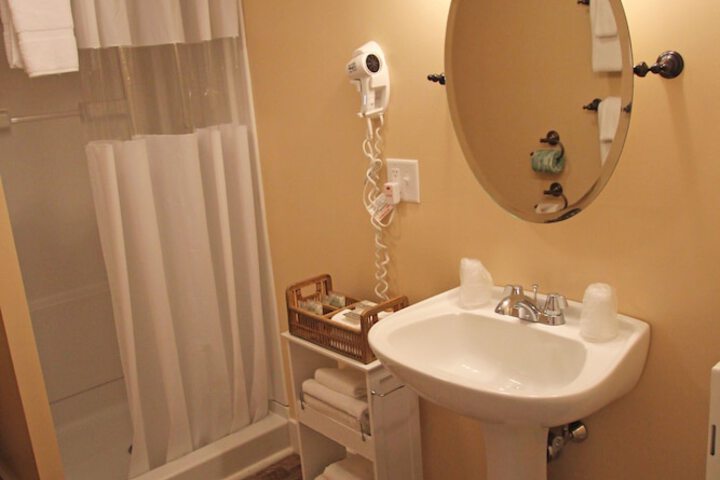 The Kennebunk Inn