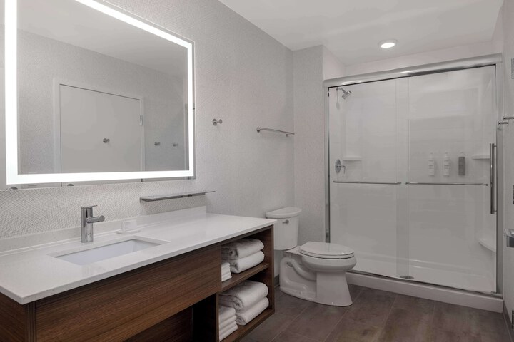 Home2 Suites by Hilton Sheboygan