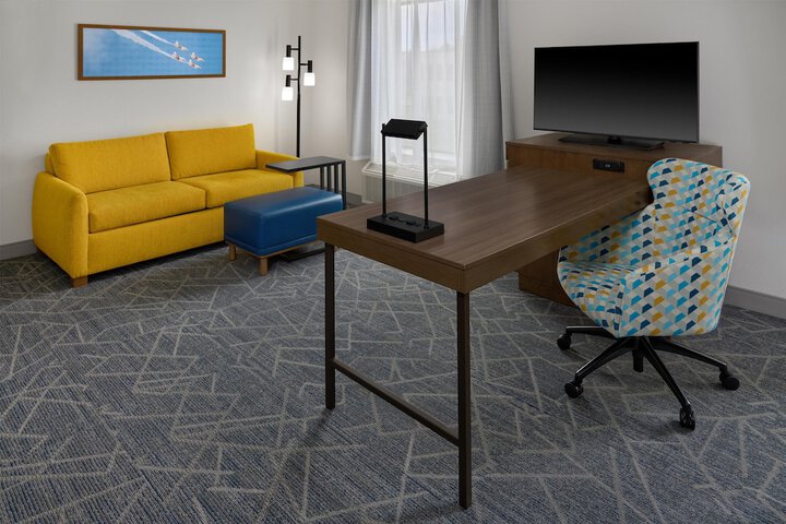 Hampton Inn & Suites Syracuse North Airport Area