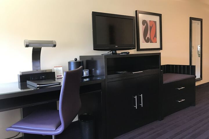Room 81 of 108