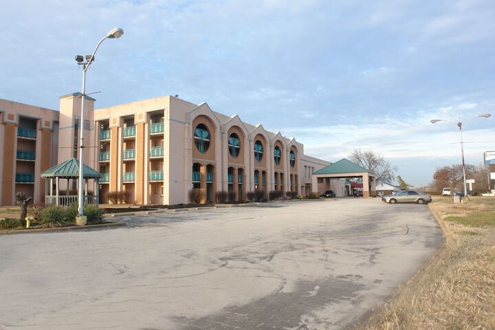 The Lodge Hotel and Banquets