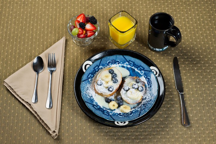 Breakfast/Coffee Service 38 of 52