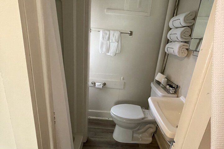 Room 139 of 234