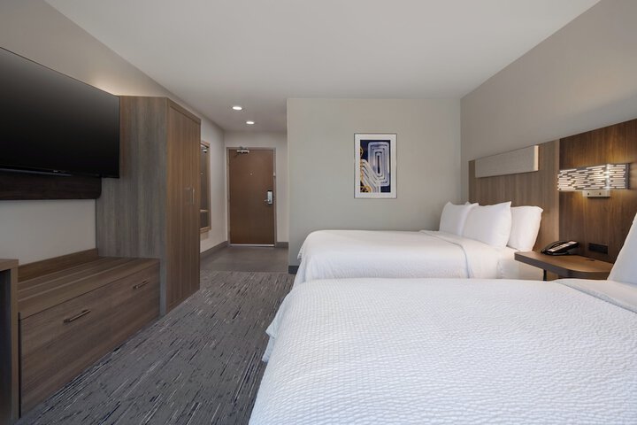 Room 37 of 50