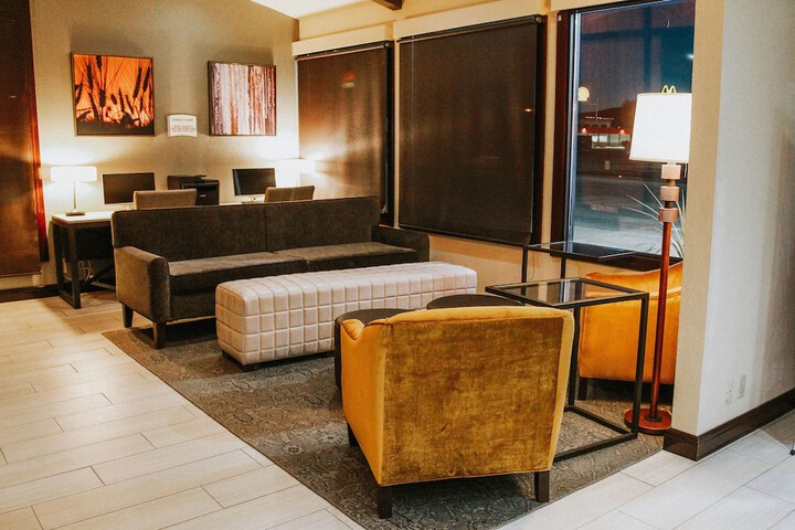 Hotel Interior 8 of 34