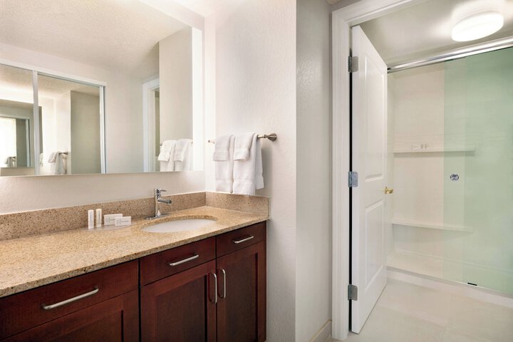 Room 20 of 48