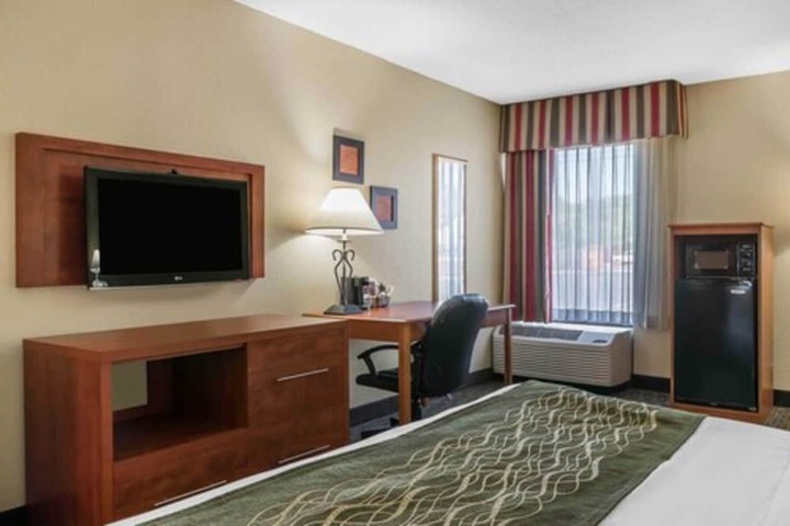 Comfort Inn Pine Grove I-81 Hershey Area