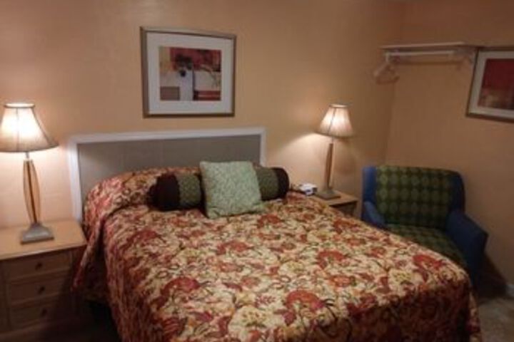 Siesta Motel