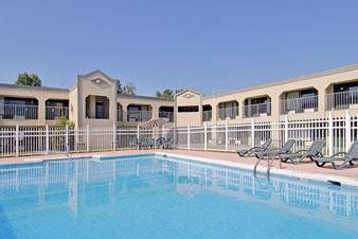 KNIGHTS INN HENDERSON