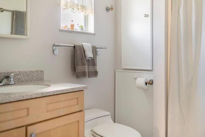 Goodland Waterfront Cottage
