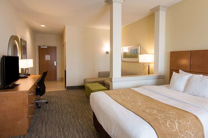 Room 50 of 91