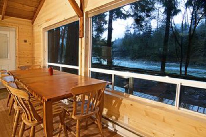 Wild Sky Escape Cabin