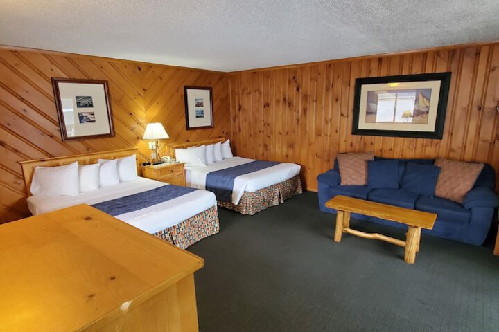 Room 18 of 145
