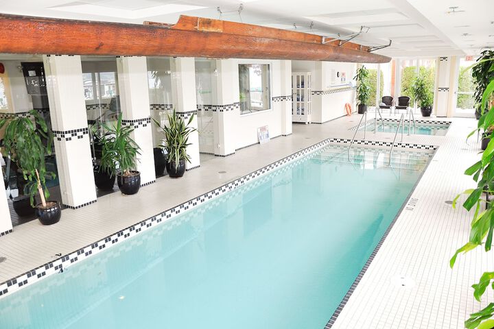 Pool 10 of 75