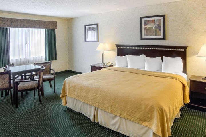 Room 21 of 29