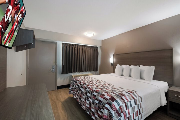 Room 17 of 31